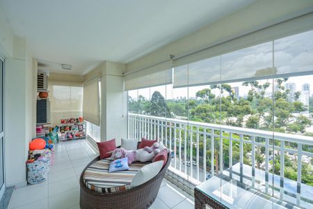 Apartamento à venda com 181m², 3 quartos e 2 vagasSacada da Suíte 3