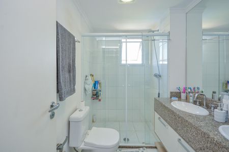 Apartamento à venda com 181m², 3 quartos e 2 vagasBanheiro da Suíte 3