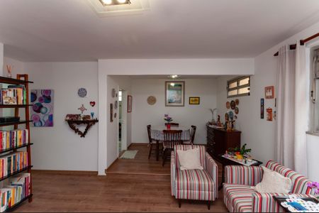 Apartamento à venda com 64m², 2 quartos e 1 vagaSala