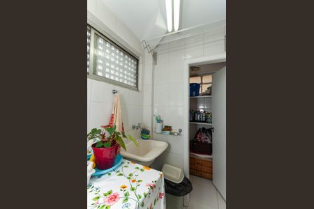 Apartamento à venda com 64m², 2 quartos e 1 vagaÁrea de Serviço