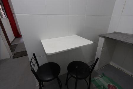 Cozinha de casa para alugar com 1 quarto, 40m² em Jardim Vila Formosa, São Paulo