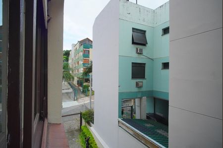 Sala - Vista de apartamento para alugar com 2 quartos, 68m² em Jardim Botânico, Porto Alegre