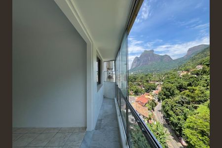 Apartamento à venda com 82m², 2 quartos e 1 vaga Apartamento à venda com 82m², 2 quartos e 1 vagaFoto 01