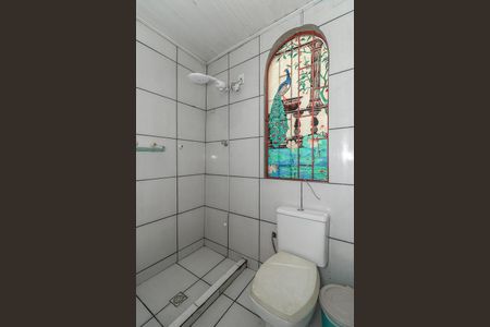 Banheiro da Suíte de casa para alugar com 1 quarto, 100m² em Jardim Carvalho, Porto Alegre