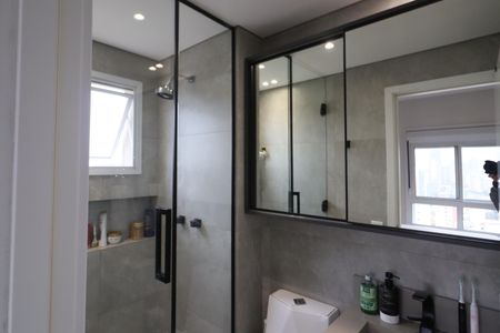 Apartamento à venda com 76m², 3 quartos e 2 vagasBanheiro da Suíte 1