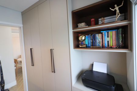Apartamento à venda com 76m², 3 quartos e 2 vagasQuarto 3