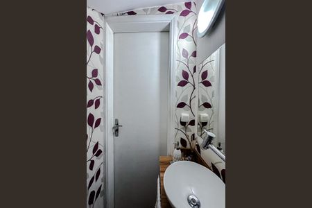 Casa à venda com 155m², 3 quartos e 2 vagasLavabo