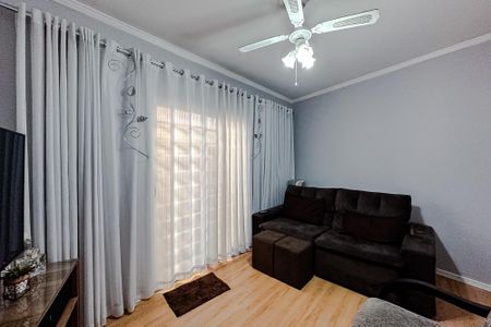 Casa à venda com 155m², 3 quartos e 2 vagasSala de TV