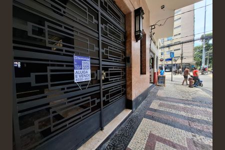 Apartamento à venda com 96m², 3 quartos e sem vaga Apartamento à venda com 96m², 3 quartos e sem vagaPlaca