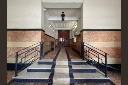 Apartamento à venda com 96m², 3 quartos e sem vaga Apartamento à venda com 96m², 3 quartos e sem vagaHall de entrada