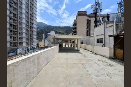 Apartamento à venda com 96m², 3 quartos e sem vaga Apartamento à venda com 96m², 3 quartos e sem vagaÁrea comum