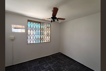 Quarto de apartamento para alugar com 1 quarto, 1m² em Taquara, Rio de Janeiro