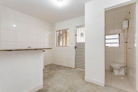 Sala de casa para alugar com 1 quarto, 60m² em Vila Liviero, São Paulo