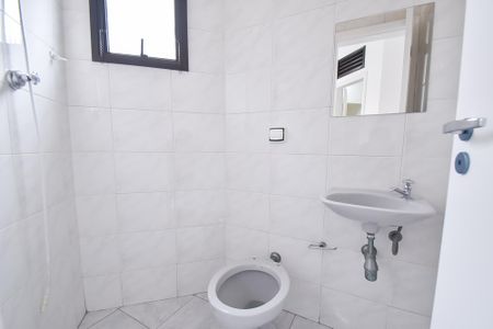 Apartamento para alugar com 138m², 3 quartos e 3 vagas Apartamento para alugar com 138m², 3 quartos e 3 vagasBanheiro de Serviço
