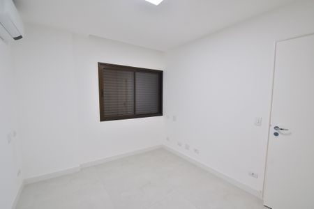Apartamento para alugar com 138m², 3 quartos e 3 vagas Apartamento para alugar com 138m², 3 quartos e 3 vagasQuarto 1