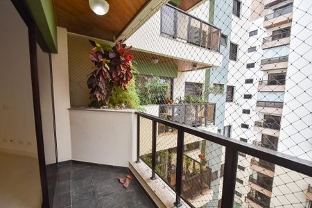 Apartamento para alugar com 138m², 3 quartos e 3 vagas Apartamento para alugar com 138m², 3 quartos e 3 vagasVaranda da Sala