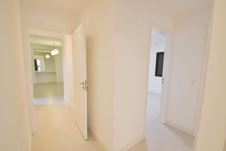 Apartamento para alugar com 138m², 3 quartos e 3 vagas Apartamento para alugar com 138m², 3 quartos e 3 vagasCorredor