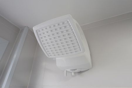 Banheiro de kitnet/studio para alugar com 1 quarto, 26m² em Jardim São Paulo, São Paulo