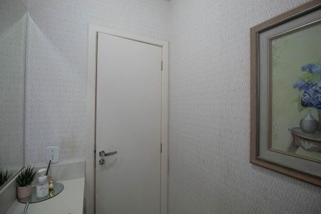 Lavabo de casa de condomínio à venda com 3 quartos, 280m² em Jardim Virginia Bianca, São Paulo