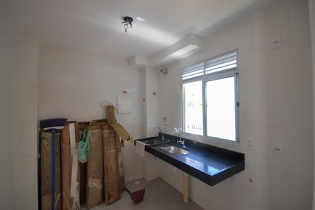 Apartamento para alugar com 40m², 2 quartos e 1 vaga Apartamento para alugar com 40m², 2 quartos e 1 vagaCozinha e Área de Serviço