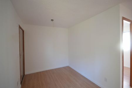 Sala de apartamento para alugar com 2 quartos, 40m² em Jardim Alvorada, Nova Iguaçu