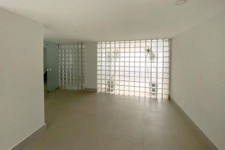 Apartamento à venda com 65m², 2 quartos e 2 vagas Apartamento à venda com 65m², 2 quartos e 2 vagasÁrea comum - Salão de festas