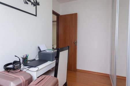 Quarto 1 de apartamento à venda com 2 quartos, 54m² em Buritis, Belo Horizonte