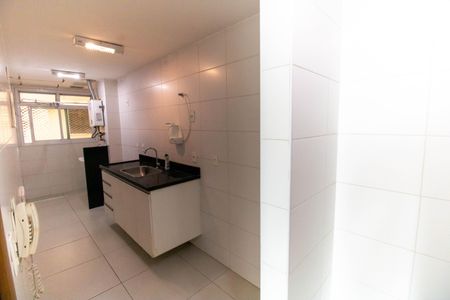 Apartamento à venda com 65m², 2 quartos e 1 vaga Apartamento à venda com 65m², 2 quartos e 1 vagaCozinha e Área de Serviço