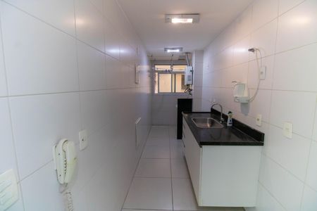 Apartamento à venda com 65m², 2 quartos e 1 vaga Apartamento à venda com 65m², 2 quartos e 1 vagaCozinha e Área de Serviço