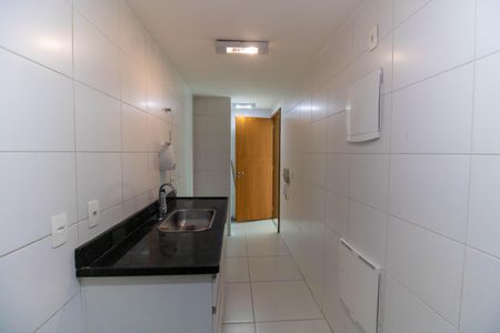 Apartamento à venda com 65m², 2 quartos e 1 vaga Apartamento à venda com 65m², 2 quartos e 1 vagaCozinha e Área de Serviço