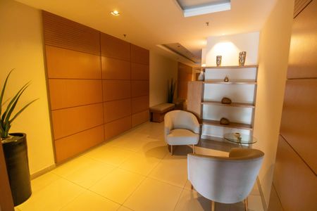 Apartamento à venda com 65m², 2 quartos e 1 vaga Apartamento à venda com 65m², 2 quartos e 1 vagaPortaria