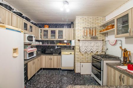 Casa à venda com 132m², 3 quartos e 5 vagas Casa à venda com 132m², 3 quartos e 5 vagasCozinha