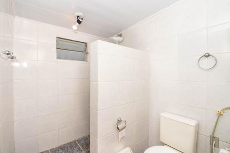 Casa à venda com 132m², 3 quartos e 5 vagas Casa à venda com 132m², 3 quartos e 5 vagasBanheiro da Suíte