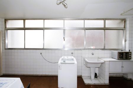 Apartamento à venda com 230m², 4 quartos e 2 vagasÁrea de Serviço