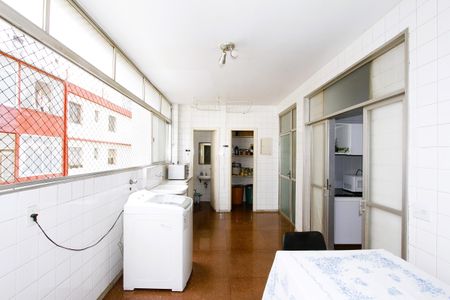 Apartamento à venda com 230m², 4 quartos e 2 vagasÁrea de Serviço