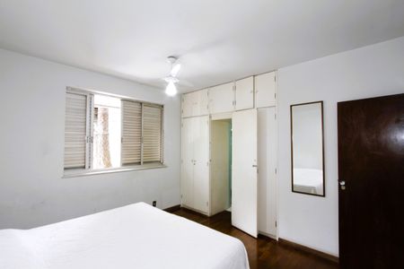 Apartamento à venda com 230m², 4 quartos e 2 vagasQuarto 4 - Suíte