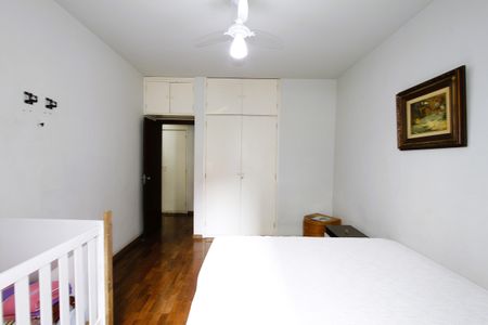 Apartamento à venda com 230m², 4 quartos e 2 vagasQuarto 3