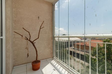 Apartamento à venda com 68m², 3 quartos e 1 vaga Apartamento à venda com 68m², 3 quartos e 1 vagaVaranda