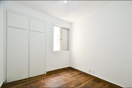 Quarto 1 de apartamento para alugar com 3 quartos, 158m² em Nova Floresta, Belo Horizonte