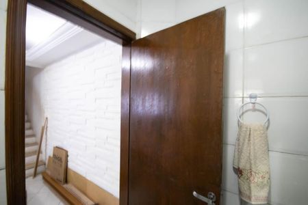 Casa à venda com 256m², 2 quartos e 4 vagasBanheiro 