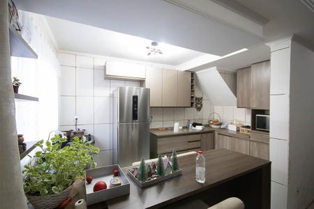 Casa à venda com 256m², 2 quartos e 4 vagasCozinha 