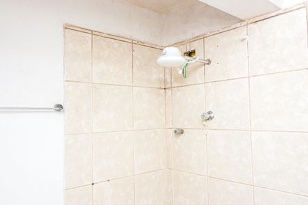 Banheiro de casa para alugar com 1 quarto, 100m² em Jardim Lallo, São Paulo