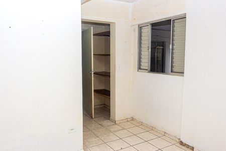 Quarto  de casa para alugar com 1 quarto, 100m² em Jardim Lallo, São Paulo