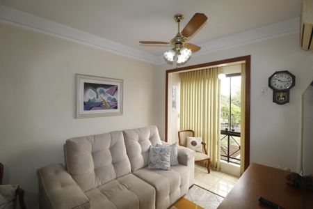 Sala de apartamento à venda com 2 quartos, 70m² em Jardim Carvalho, Porto Alegre