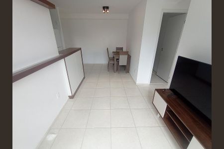 Sala de apartamento à venda com 3 quartos, 57m² em Barra Olímpica, Rio de Janeiro