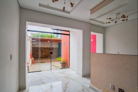 Apartamento para alugar com 69m², 3 quartos e 1 vagaSala