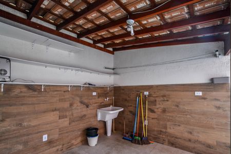 Apartamento para alugar com 69m², 3 quartos e 1 vagaÁrea de Serviço