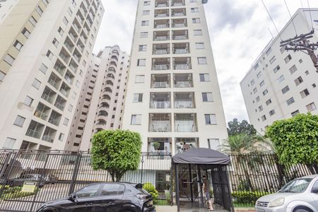 Apartamento à venda com 57m², 2 quartos e 1 vaga Apartamento à venda com 57m², 2 quartos e 1 vagaFachada