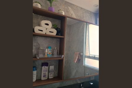 Banheiro de apartamento à venda com 2 quartos, 47m² em Penha de França, São Paulo