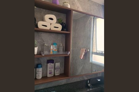 Banheiro de apartamento à venda com 2 quartos, 47m² em Penha de França, São Paulo